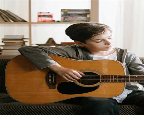 孕妇吃什么水果对胎儿好？孕妇初期应该选择哪些水果？~代怀机构