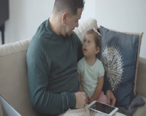 加拿大配偶移民资料【移民加拿大为何选择定居温哥华？这里的生活温情！】