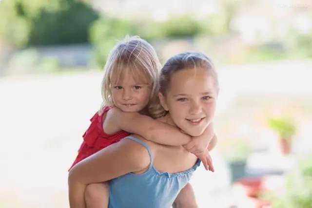 重庆代生孩子是否可行 重庆前三妇产医院生殖中心推荐 ‘四个月做彩超看男女